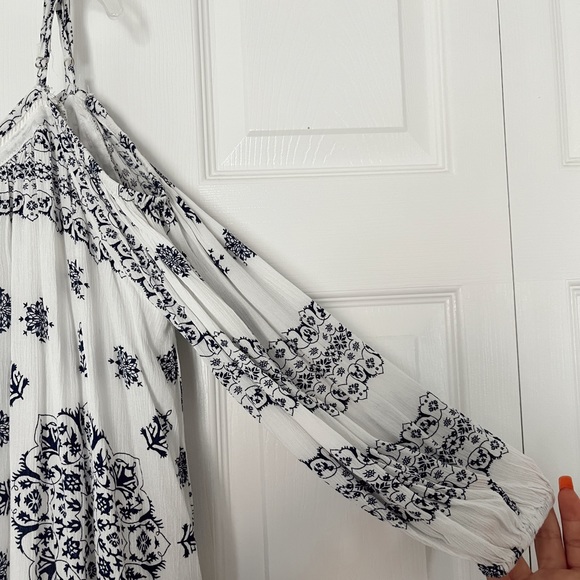 Boutique dress! - Picture 2 of 7